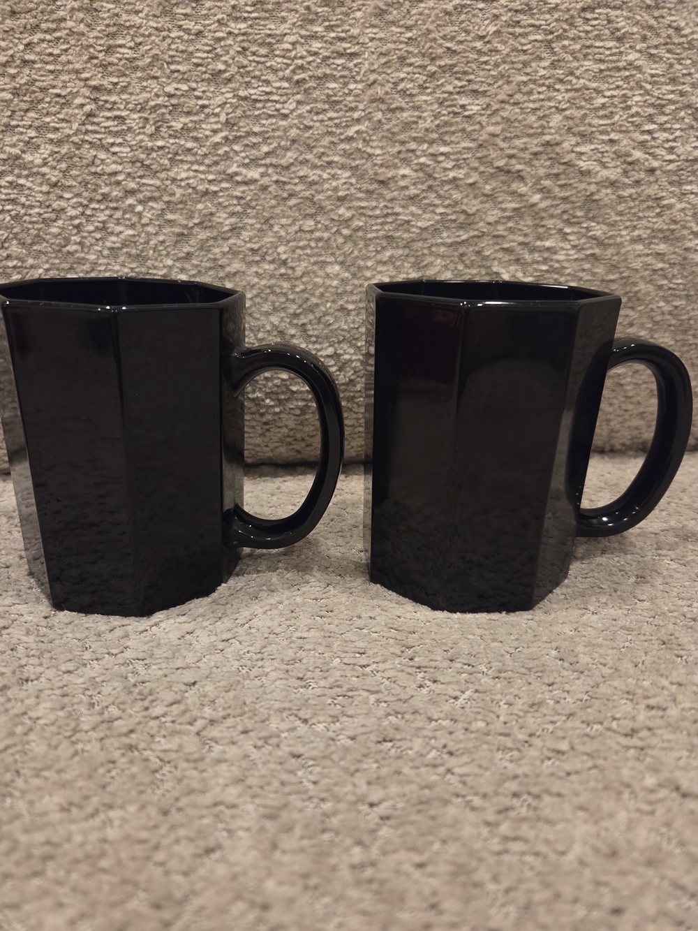 Arcoroc Black Glass Coffee Mugs Octime Set Of 2 Made in France Octagon Cups